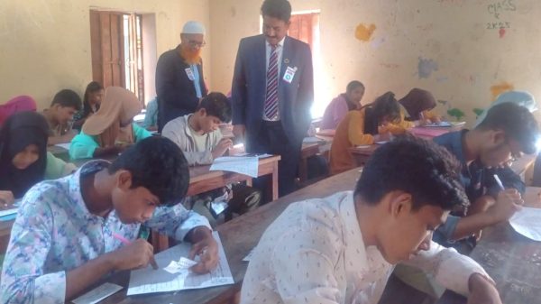 ভুরুঙ্গামারীতে মাকসুদা আজিজ বৃত্তি পরীক্ষা অনুষ্ঠিত